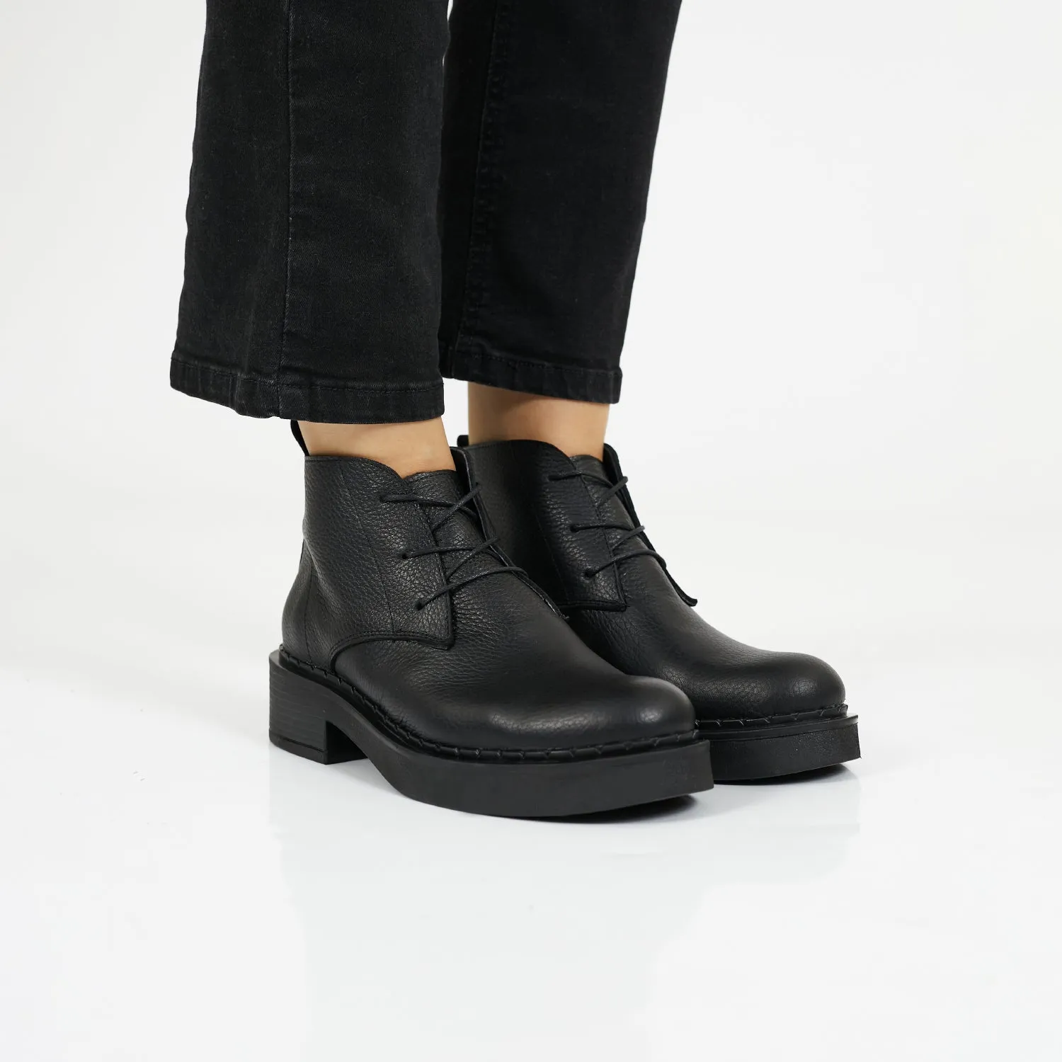 BORCEGO TRIDENT NEGRO