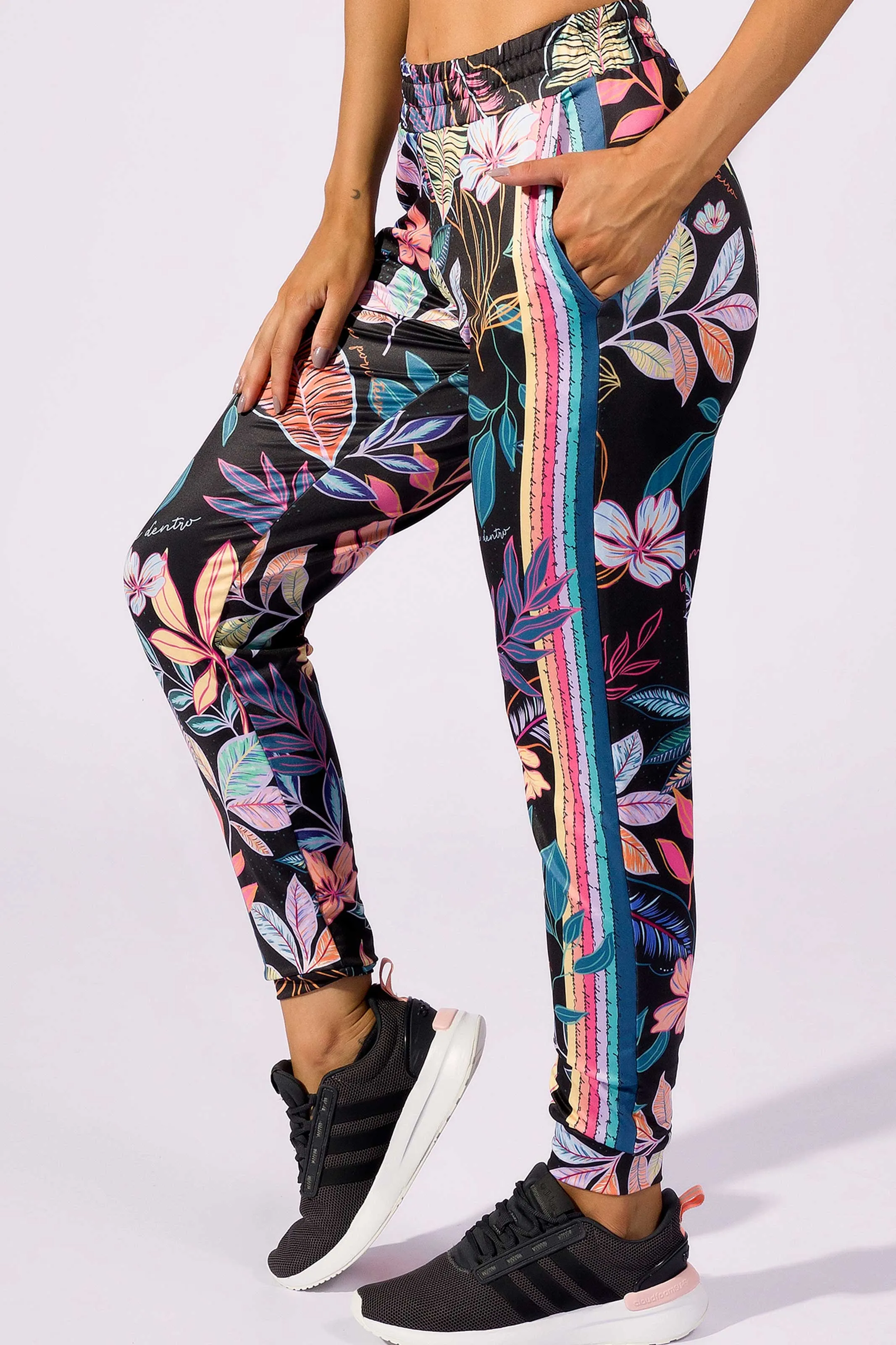 Calça Jogger com Bolso Bem Me Quero