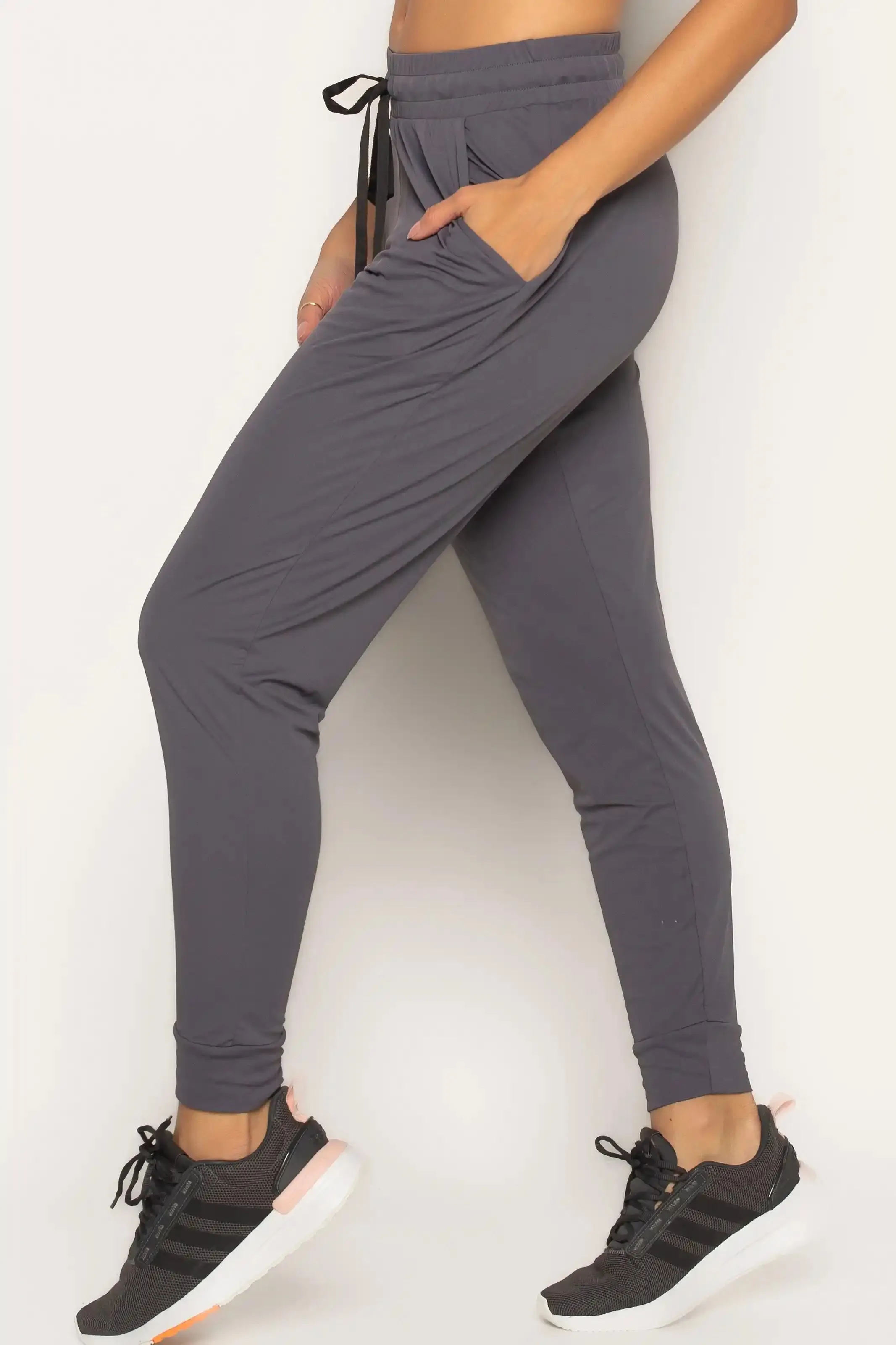 Calça Jogger com Bolso Cinza