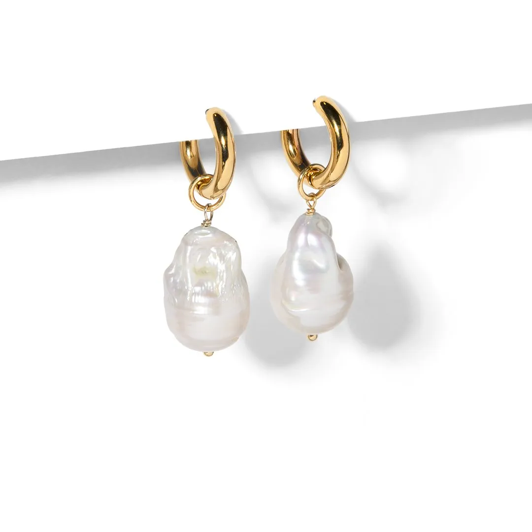 CHIPÉN PEARL EARRINGS