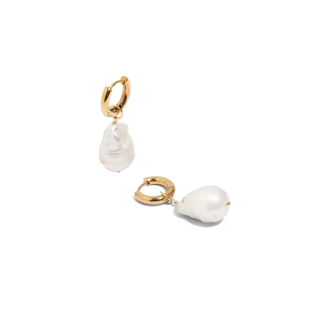 CHIPÉN PEARL EARRINGS