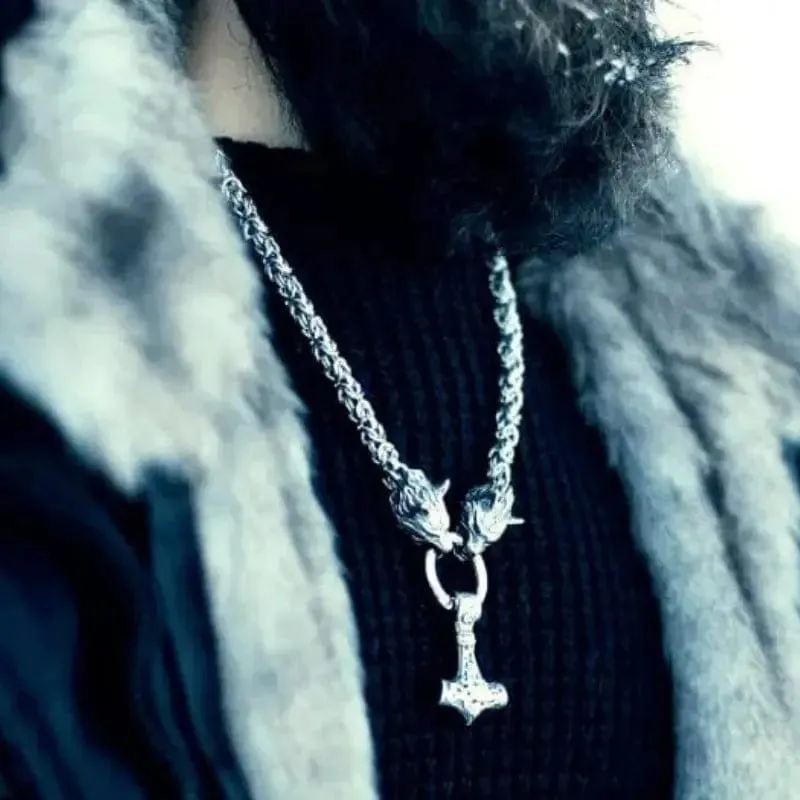 Collier de Mjolnir - Protection des loups