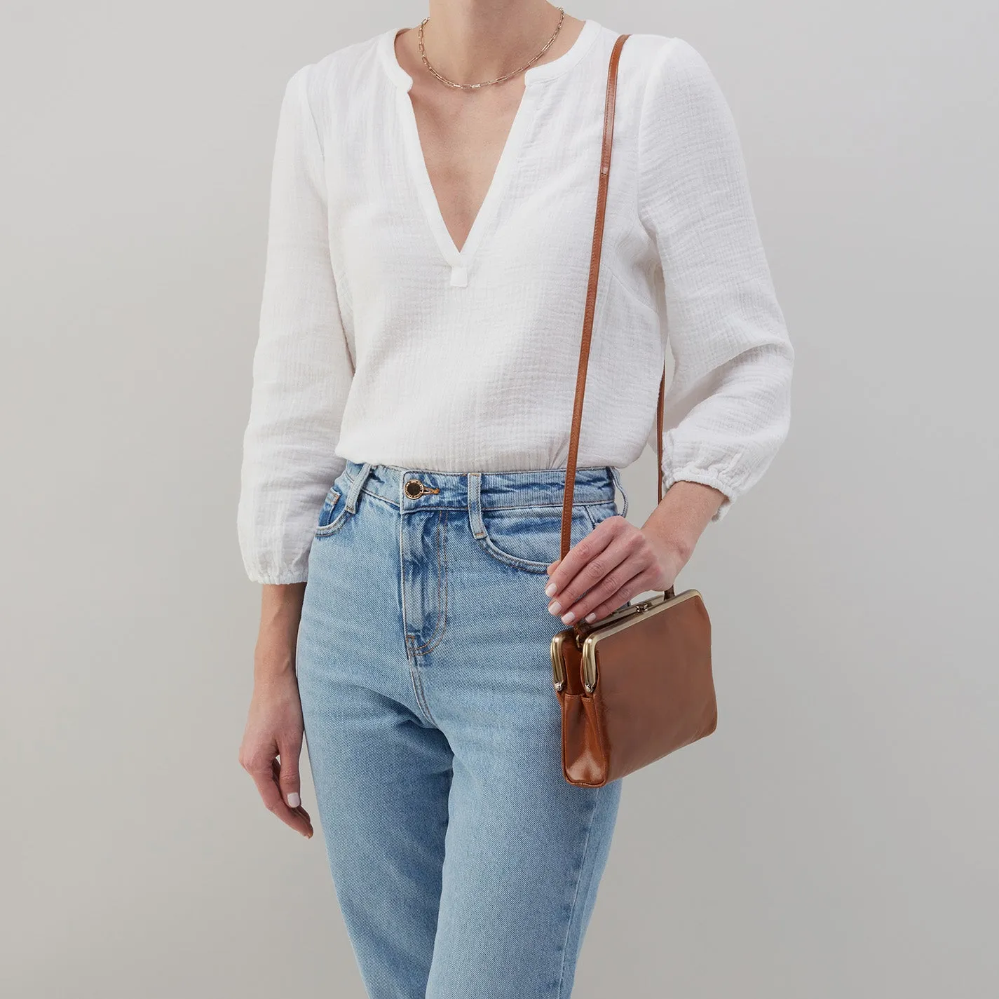 Lauren Crossbody in Polished Leather - Latte